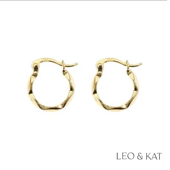 COPY - Gold Geometric Hammered Hoop Earrings. 925 Sterling Silver. #1070 - Picture 6 of 6